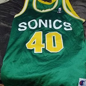Seattle Sonics 1990's Shawn Kemp jersey